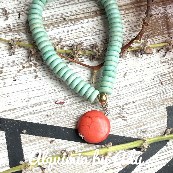 Alquimia Turquoise and Coral bracelet - Picture 2 of 2